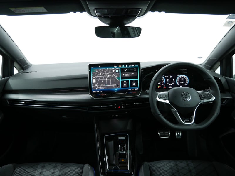 2025 Volkswagen Golf R-Line image 5