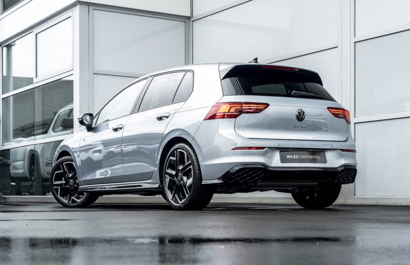 2025 Volkswagen Golf R-Line Facelift 110kW Petr... image 5