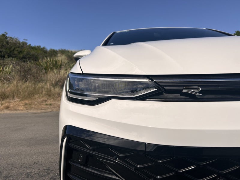 2025 Volkswagen Golf R-Line Touring image 5