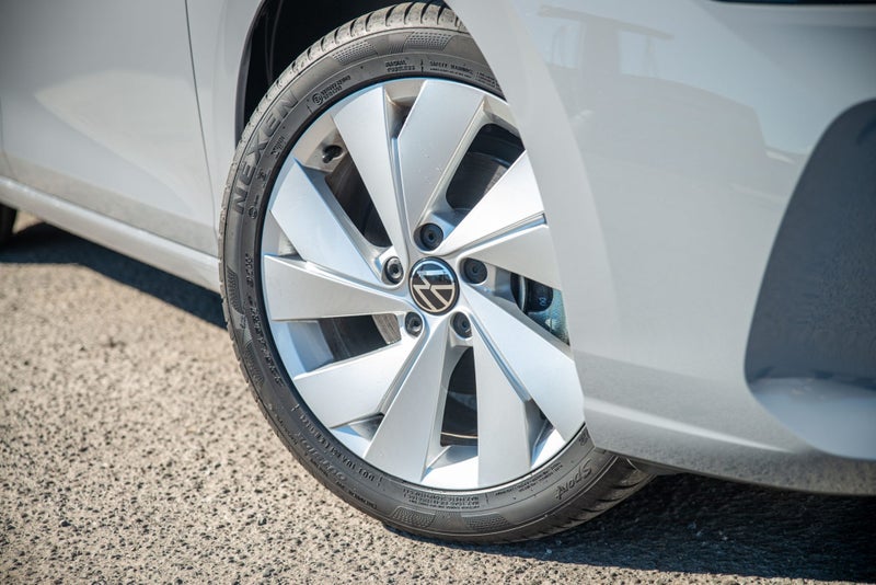 2025 Volkswagen Golf TSI Life image 4