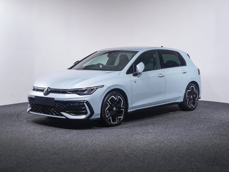 2025 Volkswagen Golf Tsi R Line Touring 110kW image 3