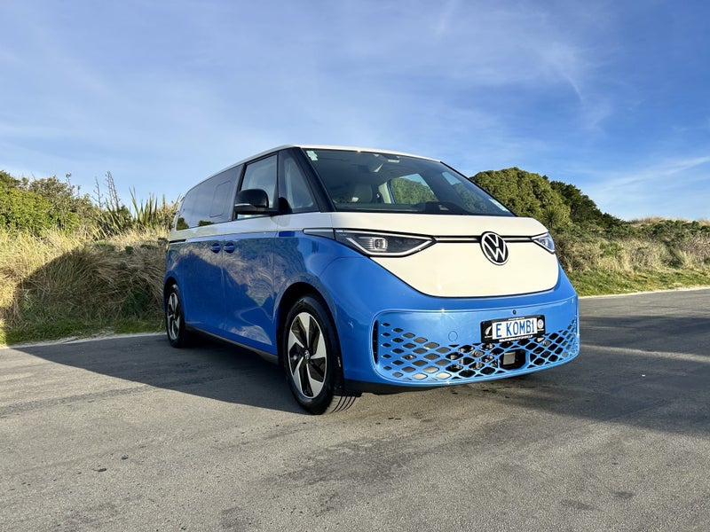 2025 Volkswagen ID. Buzz LWB image 1