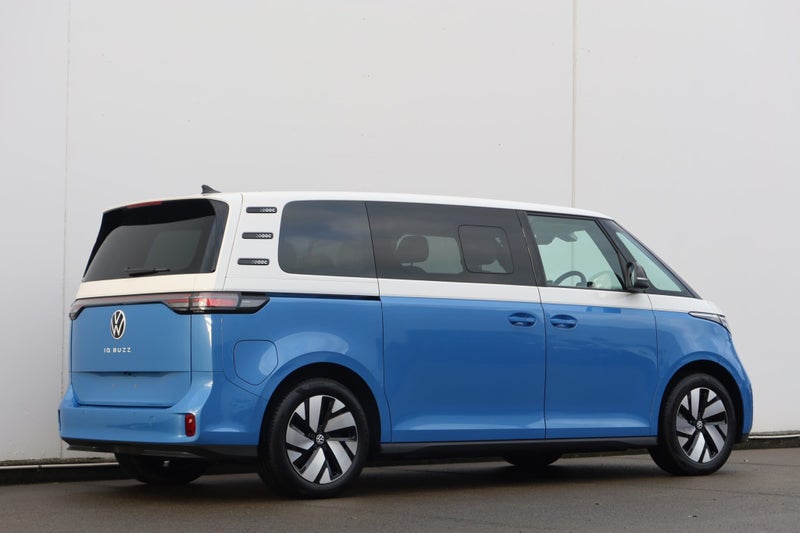 2025 Volkswagen ID. Buzz LWB image 3