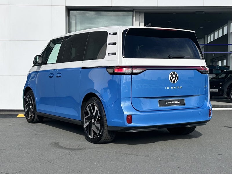 2025 Volkswagen ID. Buzz Pro NWB 84KWH/EV image 5