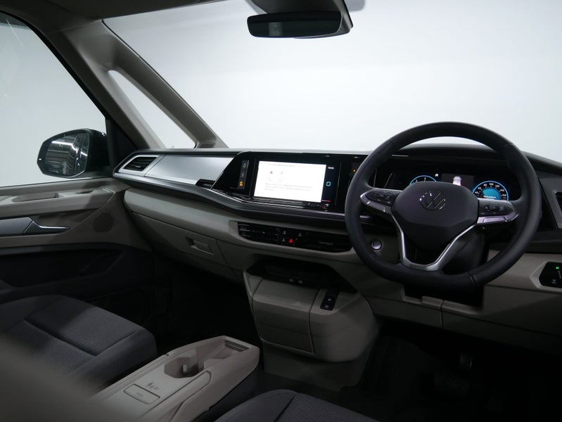 2025 Volkswagen Multivan T7 Family 2.0D image 5