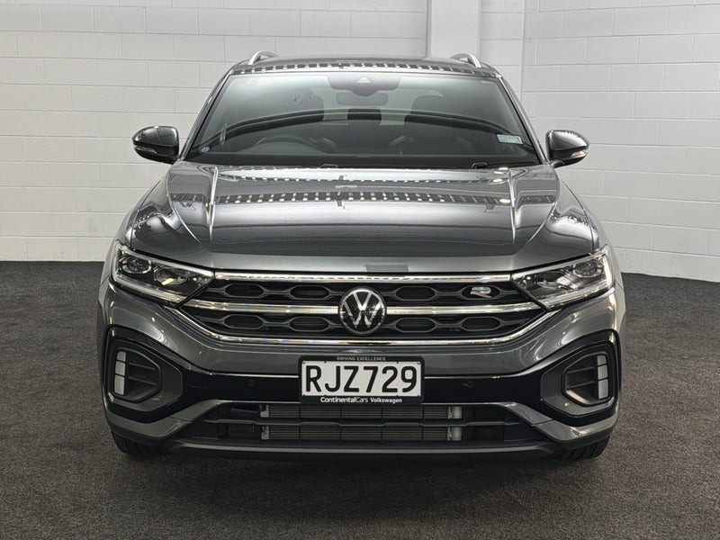2025 Volkswagen T-Roc 2WD R-LINE image 2