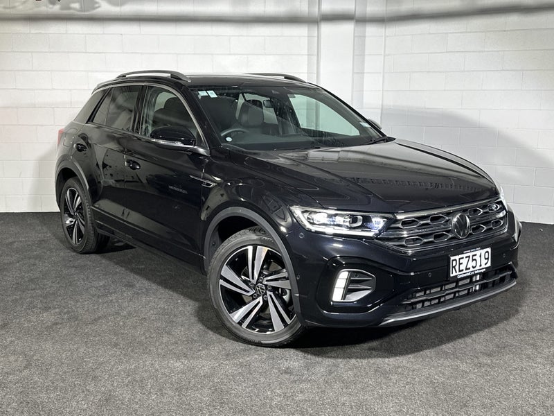 2025 Volkswagen T-Roc 2WD R-LINE image 2