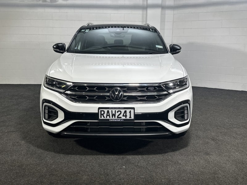 2025 Volkswagen T-Roc 2WD R-LINE image 3