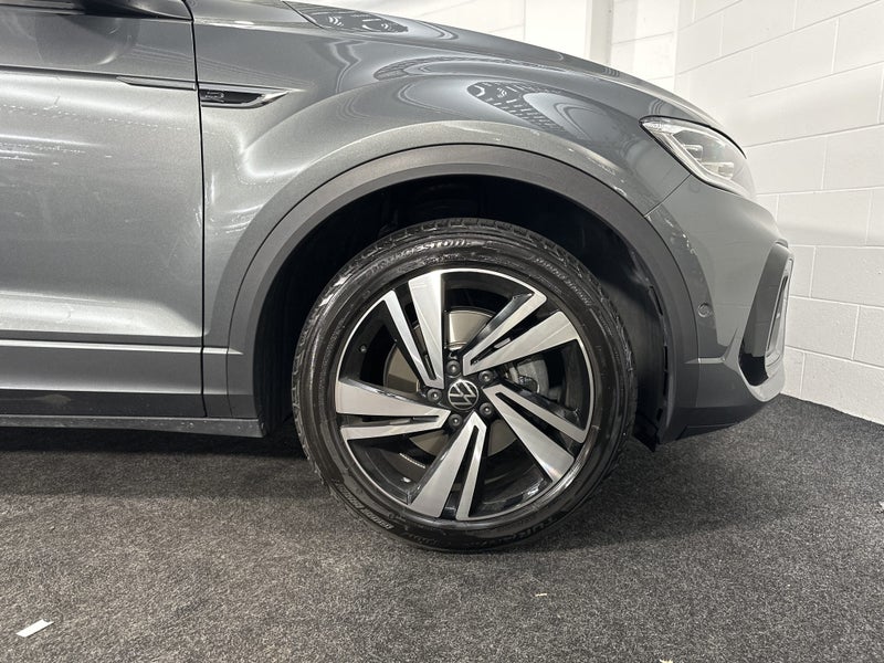 2025 Volkswagen T-Roc 2WD R-LINE image 5