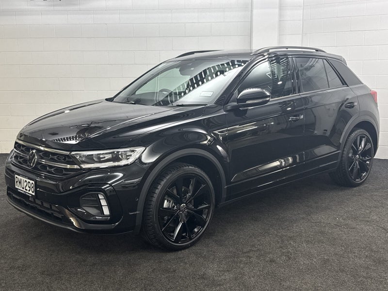 2025 Volkswagen T-Roc 2WD R-LINE image 2