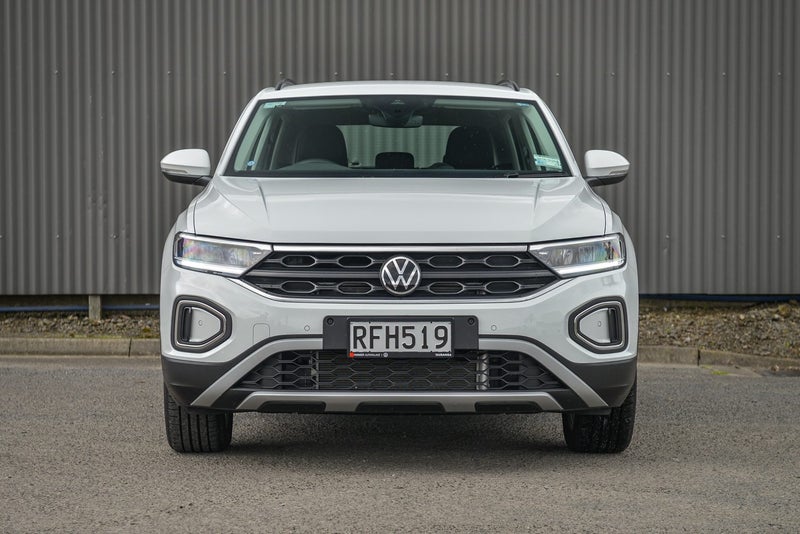 2025 Volkswagen T-Roc Life 1.4 image 2