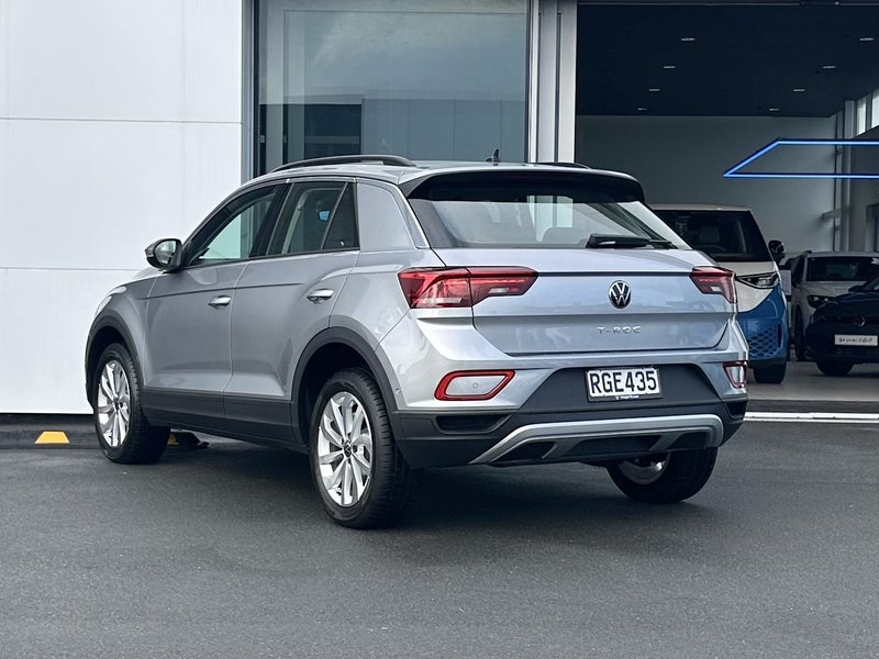 2025 Volkswagen T-Roc LIFE 1.4PT/8AT image 5
