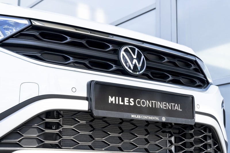 2025 Volkswagen T-Roc Life 2WD Facelift Petrol... image 3