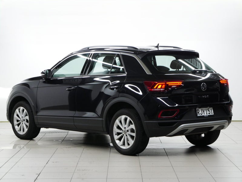 2025 Volkswagen T-Roc PA 2WD TSI Life image 3