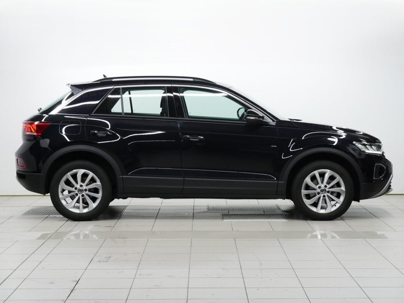 2025 Volkswagen T-Roc PA 2WD TSI Life image 5