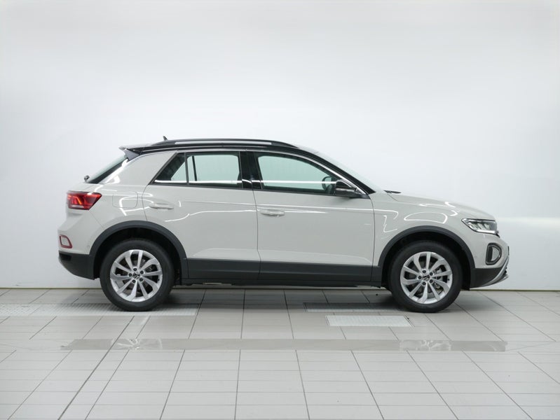 2025 Volkswagen T-Roc PA 2WD TSI Life image 5