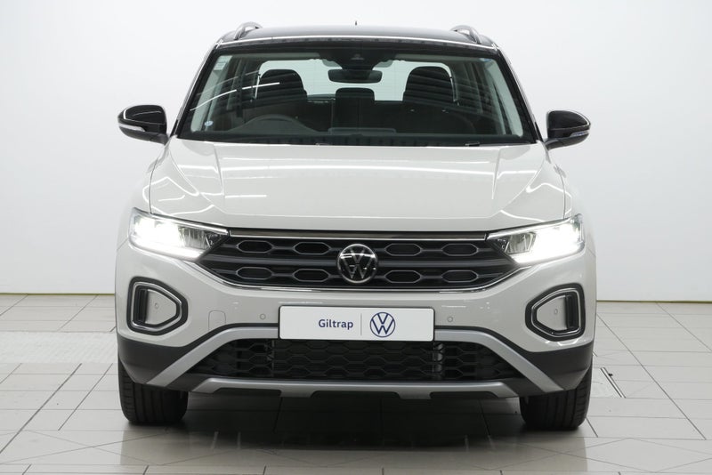 2025 Volkswagen T-Roc PA 2WD TSI Life image 2