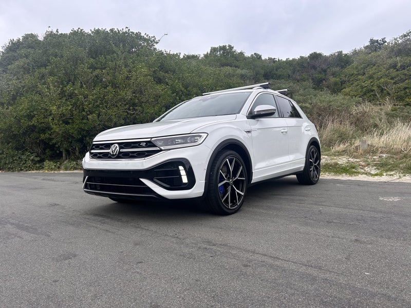2025 Volkswagen T-Roc R 4Motion image 3