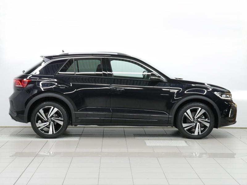 2025 Volkswagen T-Roc R-Line image 5
