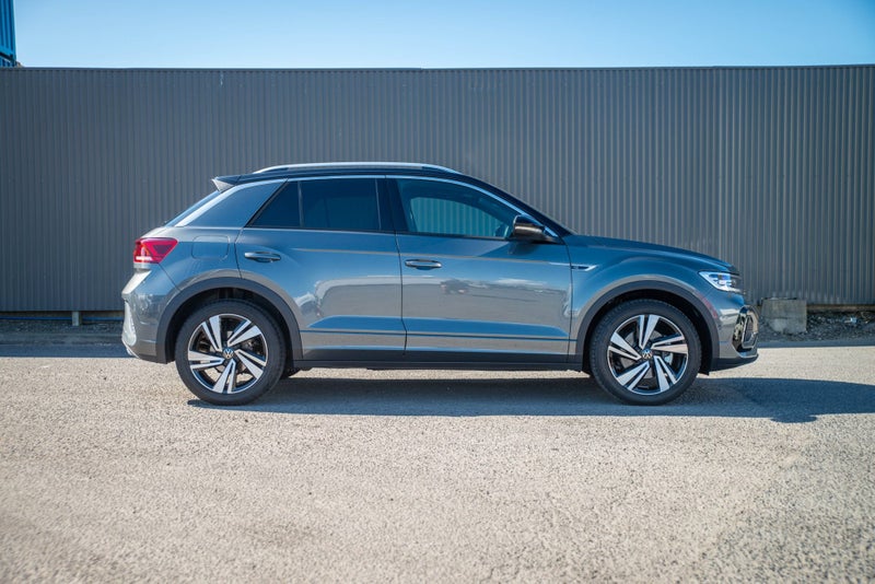 2025 Volkswagen T-Roc R-Line image 5
