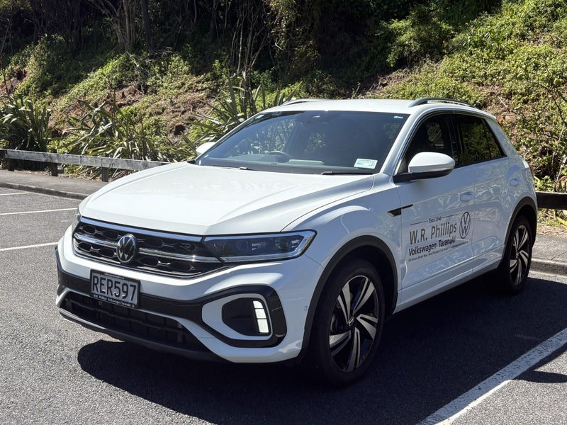2025 Volkswagen T-Roc R-Line 2Wd 1.4Pt image 4