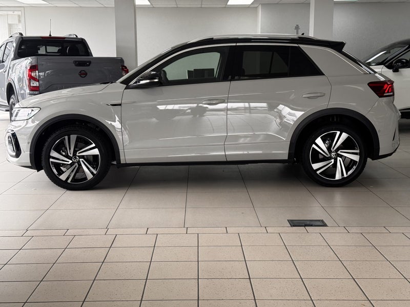 2025 Volkswagen T-Roc R-Line 2Wd 1.4Pt image 4