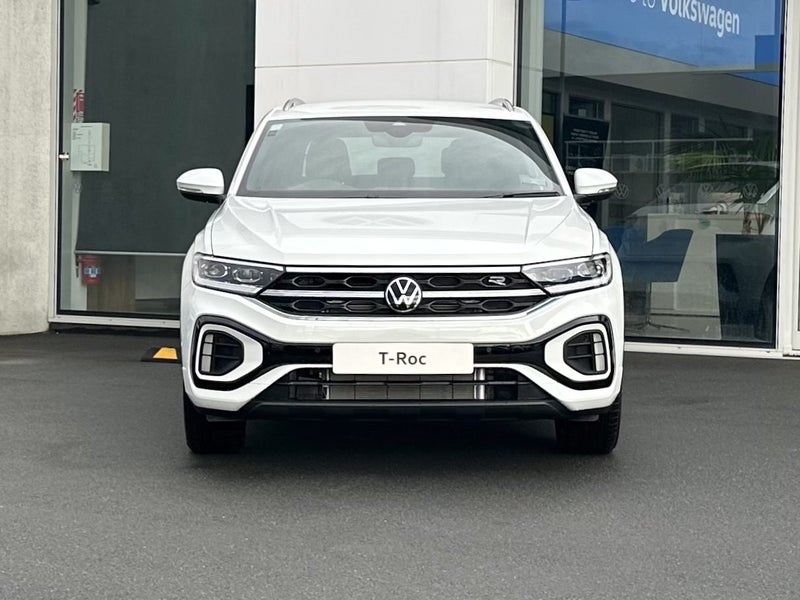 2025 Volkswagen T-Roc R-Line 2WD image 2
