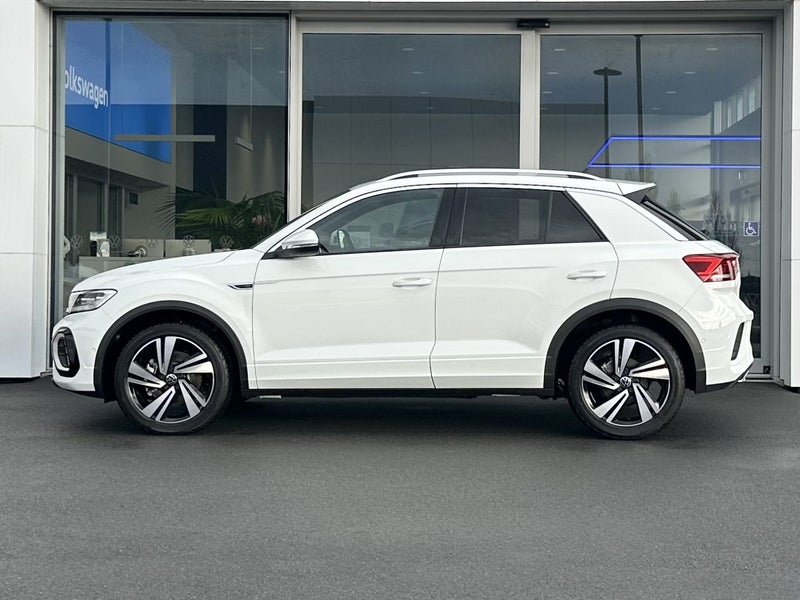 2025 Volkswagen T-Roc R-Line 2WD image 3