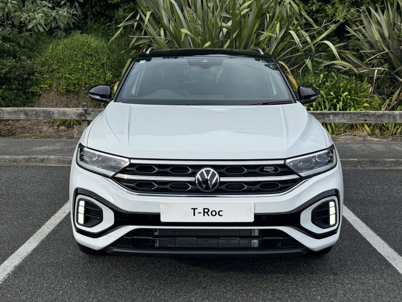 2025 Volkswagen T-Roc R-Line image 3