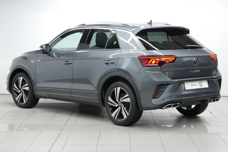 2025 Volkswagen T-Roc R-Line image 3