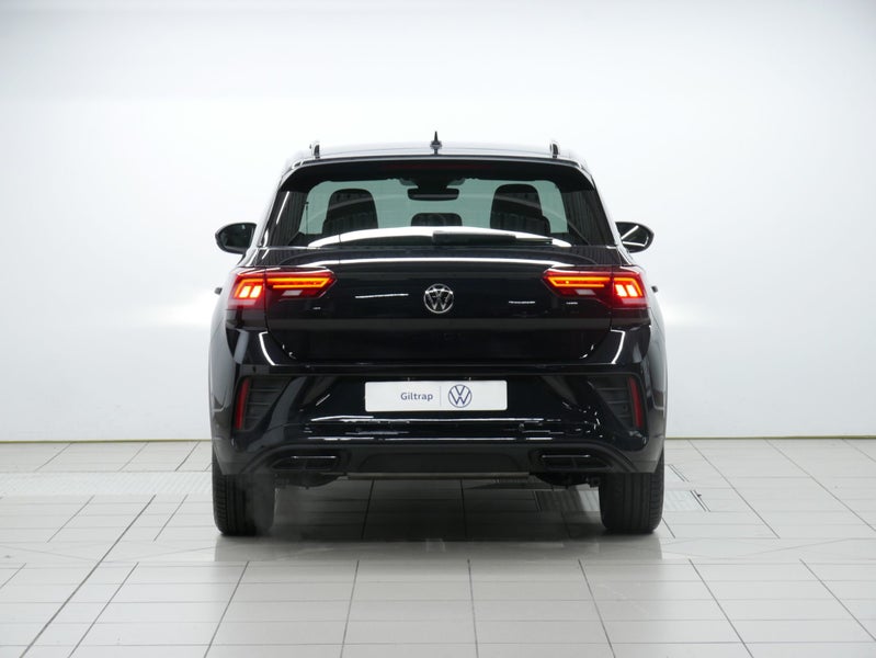 2025 Volkswagen T-Roc R-Line image 4