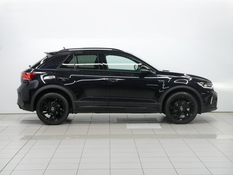 2025 Volkswagen T-Roc R-Line image 5