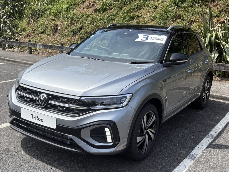 2025 Volkswagen T-Roc R-Line image 4