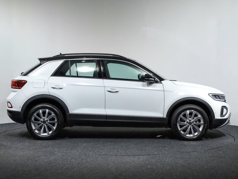 2025 Volkswagen T-Roc Tsi Life 110kW image 4