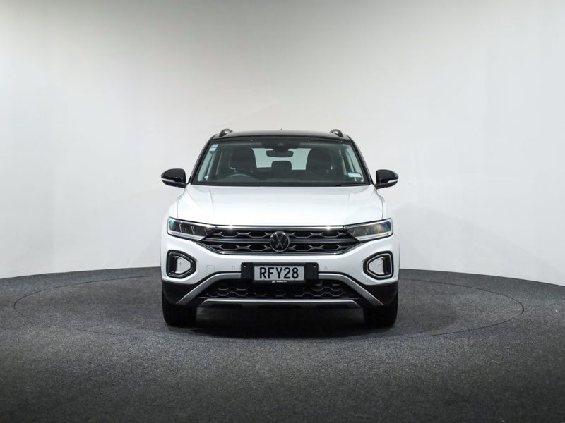 2025 Volkswagen T-Roc Tsi Life 110kW image 3