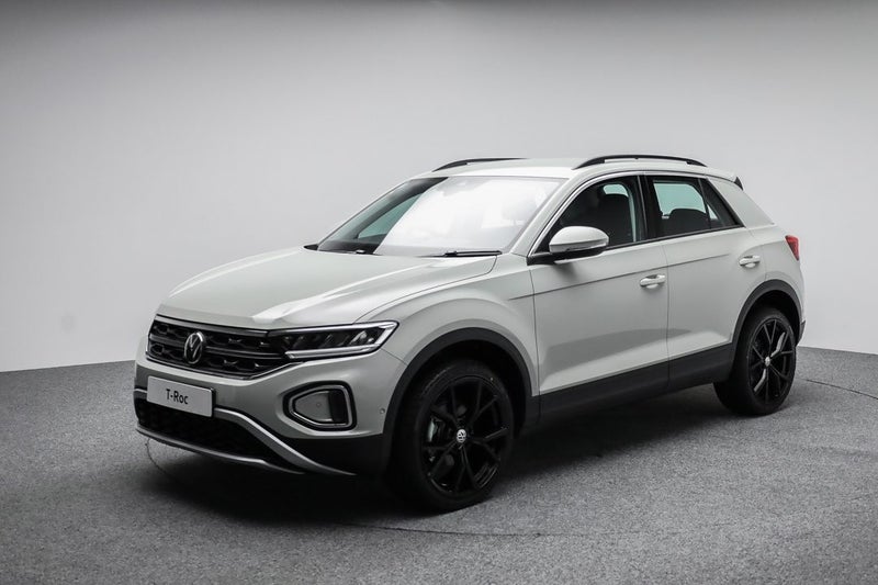 2025 Volkswagen T-Roc TSI Life 2WD image 3