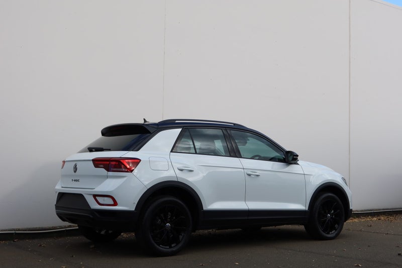 2025 Volkswagen T-Roc TSI Life 2WD image 3