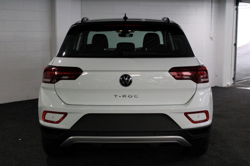 2025 Volkswagen T-Roc TSI LIFE 2WD image 4