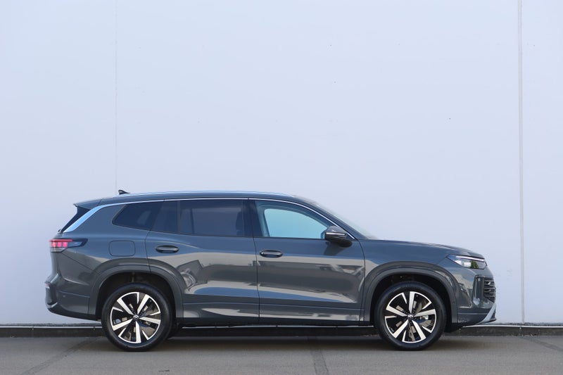 2025 Volkswagen Tayron Elegance image 2