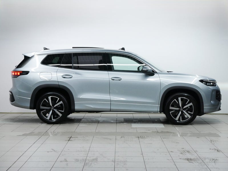 2025 Volkswagen Tayron Elegance AWD image 5