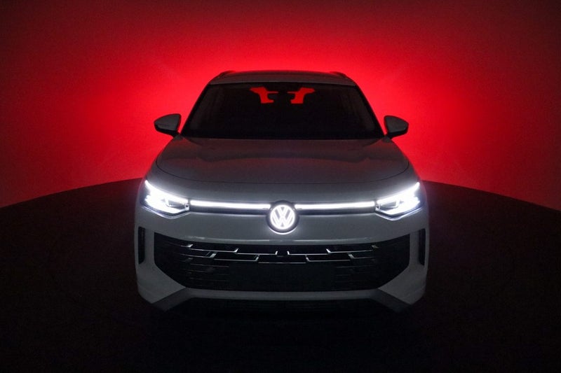 2025 Volkswagen Tayron Elegance AWD image 2
