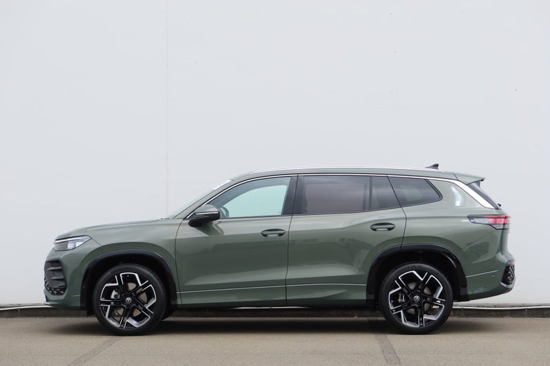 2025 Volkswagen Tayron R-Line AWD image 5