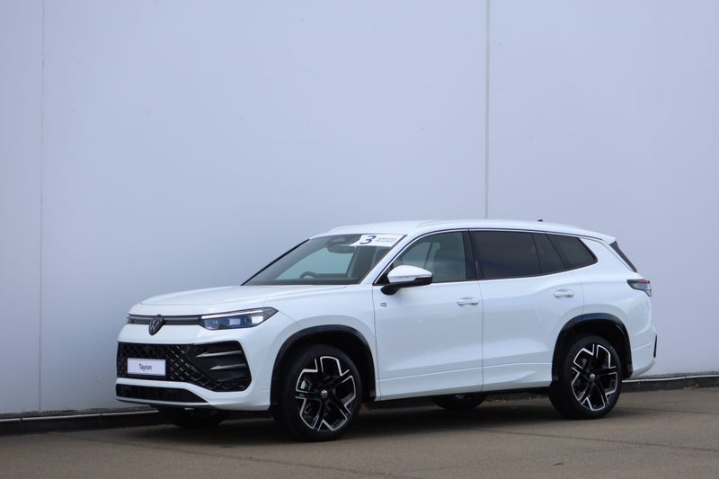 2025 Volkswagen Tayron R-Line AWD image 4