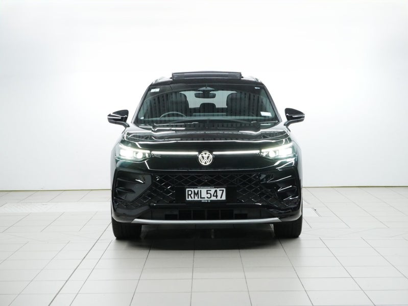 2025 Volkswagen Tayron R-Line AWD image 2