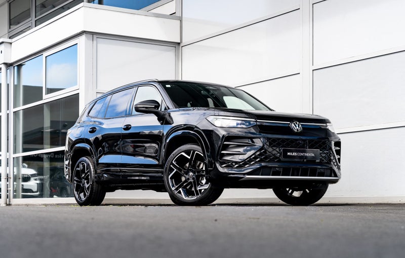 2025 Volkswagen Tayron R-Line AWD Turbo 195kW image 1