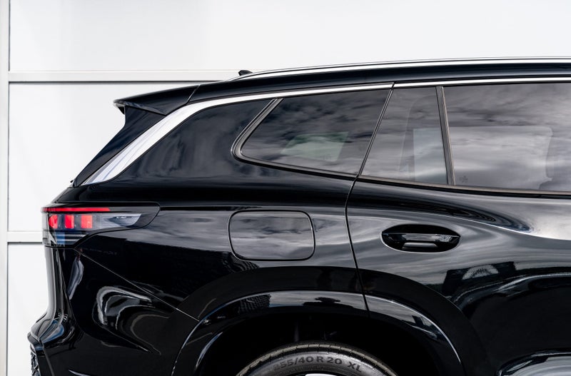 2025 Volkswagen Tayron R-Line AWD Turbo 195kW image 4