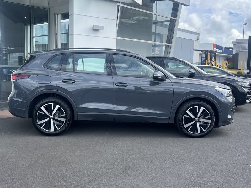 2025 Volkswagen Tiguan 1.4TSI LIFE 2WD image 3