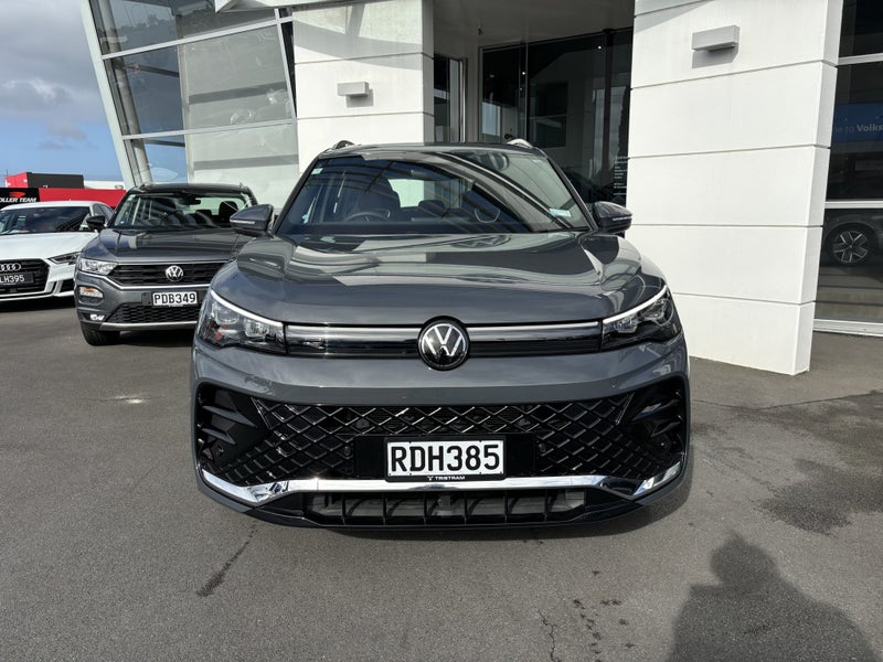 2025 Volkswagen Tiguan 1.4TSI R-LINE 2WD image 3