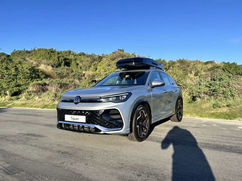 2025 Volkswagen Tiguan 3 2WD R-Line image 3
