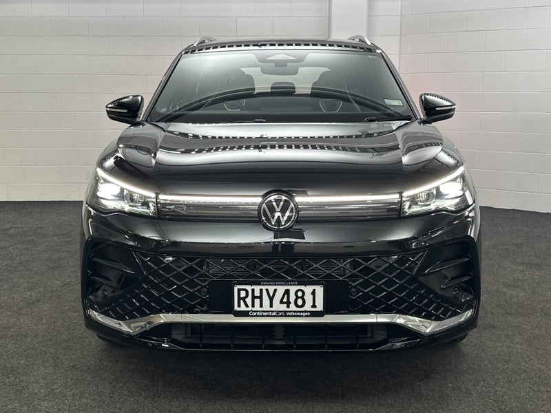 2025 Volkswagen Tiguan 3 R-LINE image 4